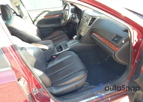 2010 Subaru Legacy 2.5I Limited из США, поврежденный, VIN 4S3BMBK6XA3223219